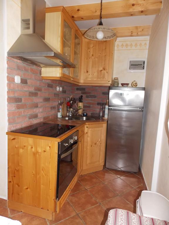 Holiday House Kaja Мойстрана Стая снимка