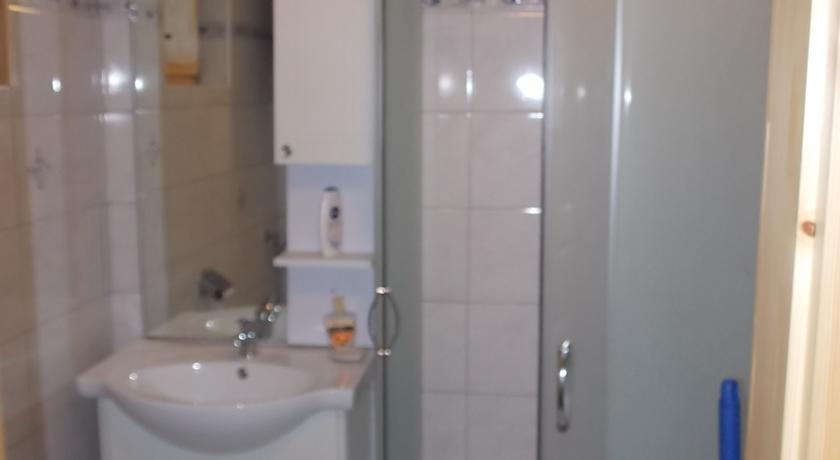 Holiday House Kaja Мойстрана Стая снимка