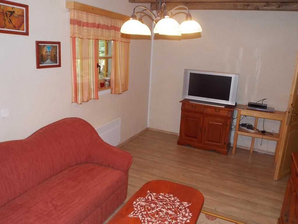 Holiday House Kaja Мойстрана Стая снимка